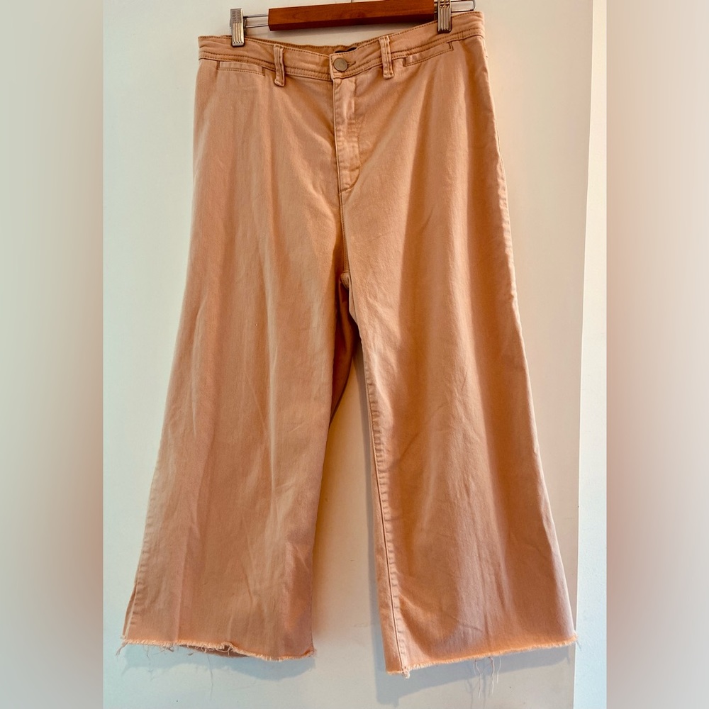 BDG High-waisted Crop Stretch Jeans